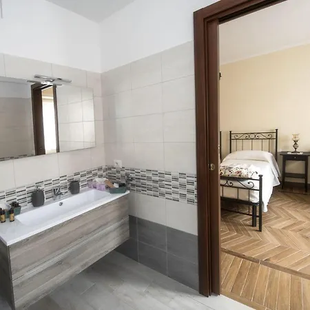 Bed & Breakfast Vacanze Romane Exterior photo